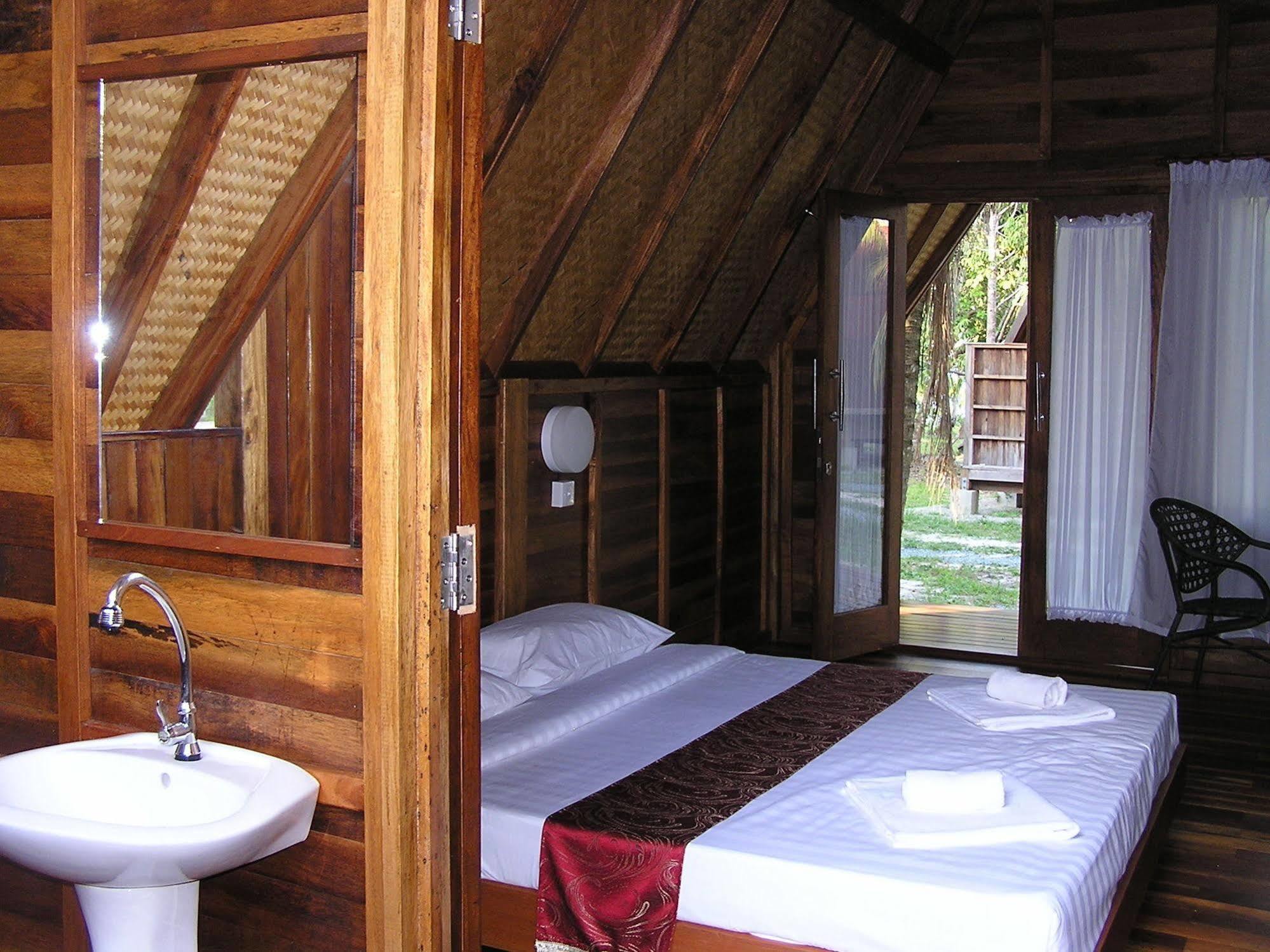North Borneo Biostation Resort Кудат Экстерьер фото